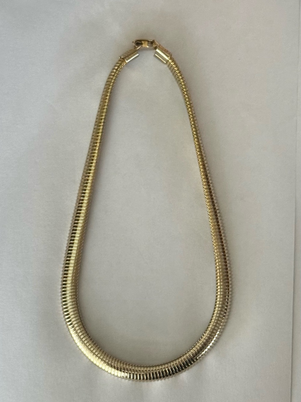 Vintage Gold-Tone Omega Collar Necklace Gas-pipe Tubogas Choker Chain